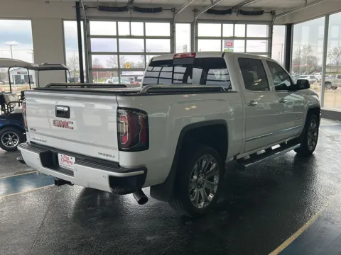 More photos of 2016 GMC Sierra 1500 Denali at Pat Clemons Inc., IA