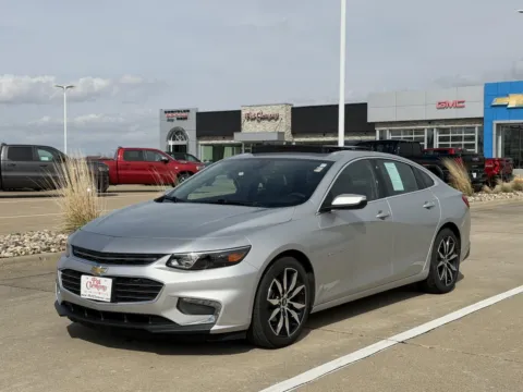 Silver 2016 Chevrolet Malibu LT for sale in Boone, IA