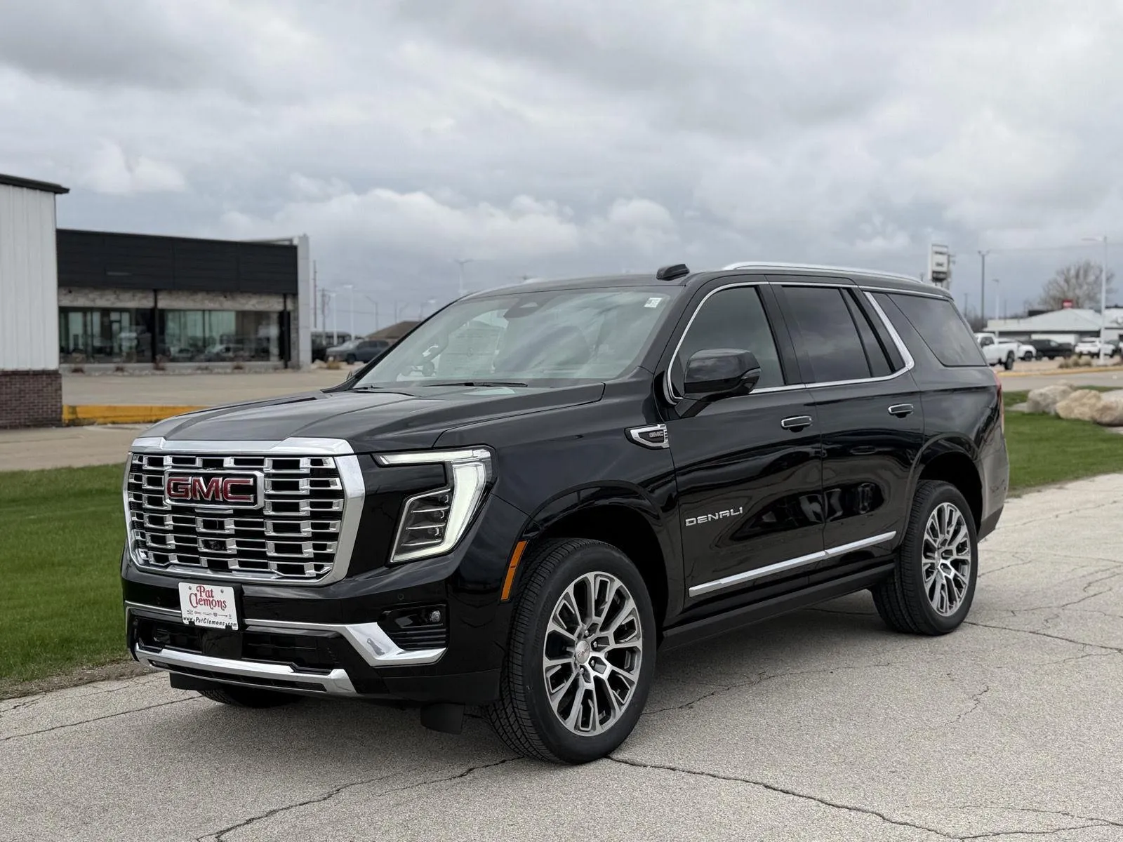 Black 2026 GMC Yukon Denali for sale in Boone, IA