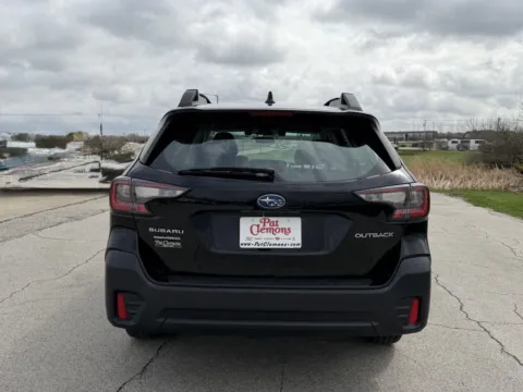 More photos of 2020 Subaru Outback at Pat Clemons Inc., IA