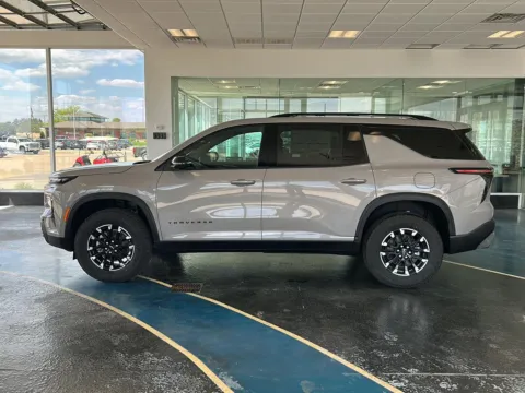 Photos of 2026 Chevrolet Traverse AWD Z71 for sale in Boone, IA at Pat Clemons Inc.