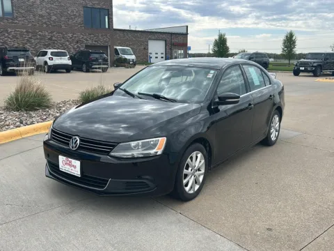 Black 2014 Volkswagen Jetta Sedan SE w/Connectivity for sale in Boone, IA