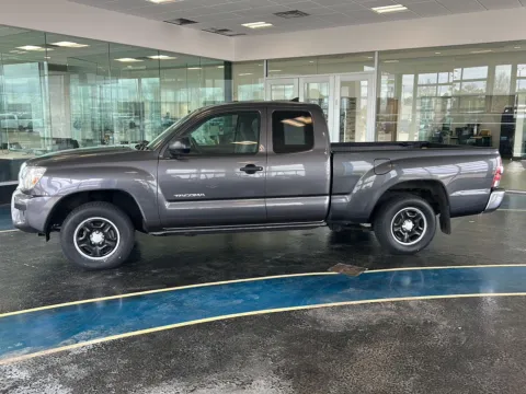Photos of 2015 Toyota Tacoma for sale in Boone, IA at Pat Clemons Inc.