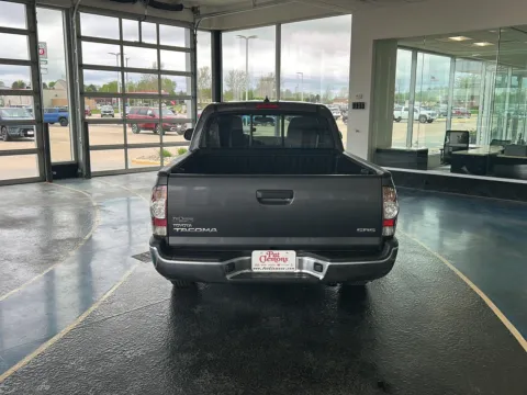 More photos of 2015 Toyota Tacoma at Pat Clemons Inc., IA