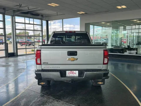 More photos of 2018 Chevrolet Silverado 1500 LTZ at Pat Clemons Inc., IA
