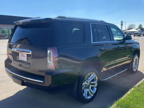 More photos of 2017 GMC Yukon Denali at Pat Clemons Inc., IA