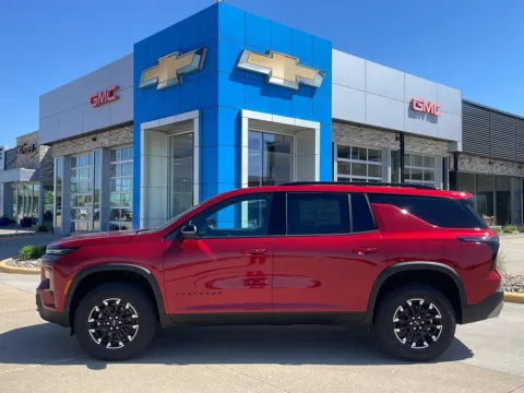 Photos of 2026 Chevrolet Traverse AWD Z71 for sale in Boone, IA at Pat Clemons Inc.