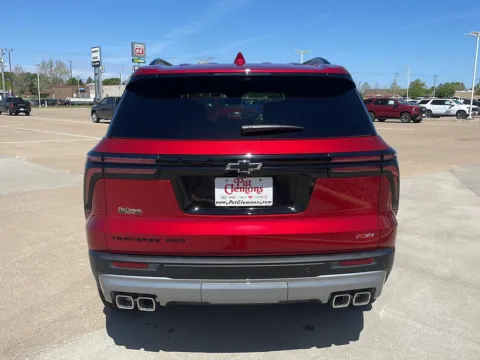 More photos of 2026 Chevrolet Traverse AWD Z71 at Pat Clemons Inc., IA
