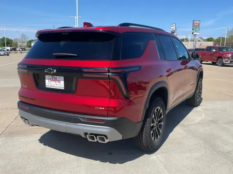 More photos of 2026 Chevrolet Traverse AWD Z71 at Pat Clemons Inc., IA