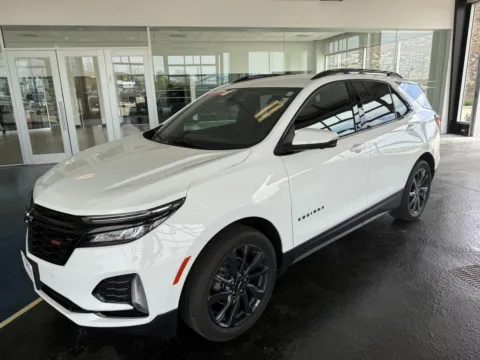 White 2024 Chevrolet Equinox RS for sale in Boone, IA