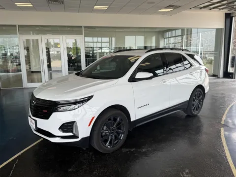 White 2024 Chevrolet Equinox RS for sale in Boone, IA