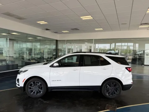 Photos of 2024 Chevrolet Equinox RS for sale in Boone, IA at Pat Clemons Inc.