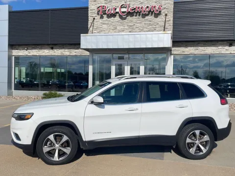Photos of 2021 Jeep Cherokee Limited for sale in Boone, IA at Pat Clemons Inc.