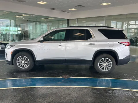 Photos of 2022 Chevrolet Traverse LT Leather for sale in Boone, IA at Pat Clemons Inc.