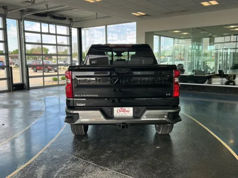 More photos of 2026 Chevrolet Silverado 1500 LT at Pat Clemons Inc., IA