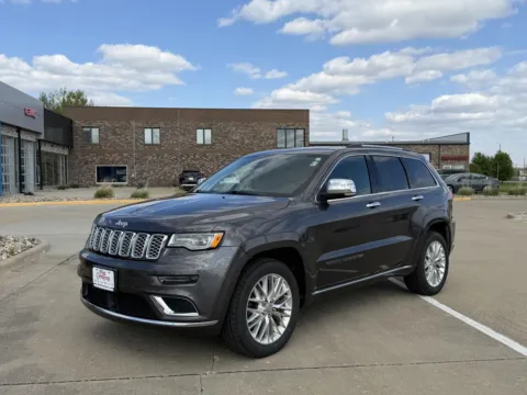 Gray 2017 Jeep Grand Cherokee Summit for sale in Boone, IA