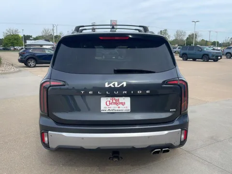 More photos of 2023 Kia Telluride EX at Pat Clemons Inc., IA