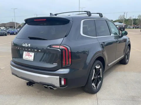 More photos of 2023 Kia Telluride EX at Pat Clemons Inc., IA