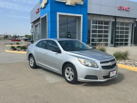 More photos of 2013 Chevrolet Malibu LS at Pat Clemons Inc., IA