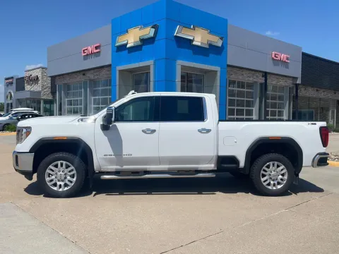 Photos of 2022 GMC Sierra 2500HD SLT for sale in Boone, IA at Pat Clemons Inc.