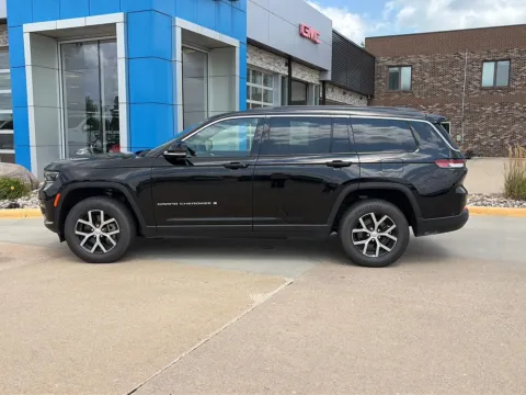 Photos of 2024 Jeep Grand Cherokee L Limited for sale in Boone, IA at Pat Clemons Inc.