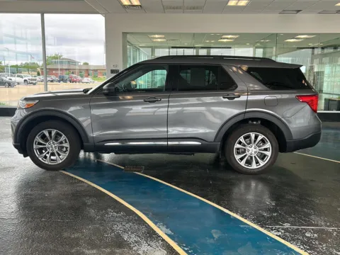 Photos of 2023 Ford Explorer XLT for sale in Boone, IA at Pat Clemons Inc.
