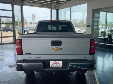 More photos of 2016 Chevrolet Silverado 1500 LT at Pat Clemons Inc., IA