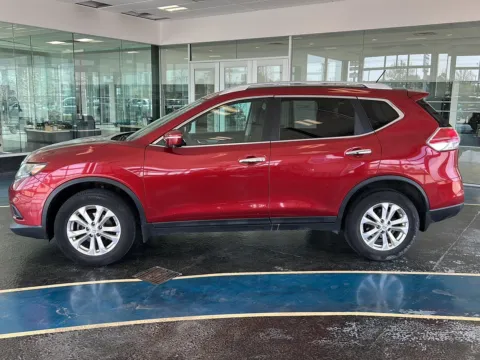 Photos of 2015 Nissan Rogue SV for sale in Boone, IA at Pat Clemons Inc.