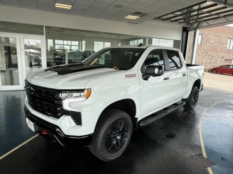 White 2026 Chevrolet Silverado 1500 LT Trail Boss for sale in Boone, IA