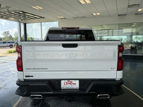 More photos of 2026 Chevrolet Silverado 1500 LT Trail Boss at Pat Clemons Inc., IA
