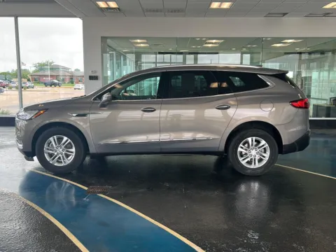 Photos of 2018 Buick Enclave Essence for sale in Boone, IA at Pat Clemons Inc.