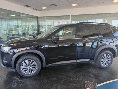 Photos of 2025 Nissan Pathfinder SV for sale in Boone, IA at Pat Clemons Inc.