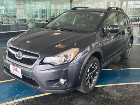 Gray 2014 Subaru XV Crosstrek Limited for sale in Boone, IA
