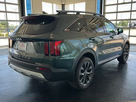 More photos of 2022 Kia Sorento X-Line EX at Pat Clemons Inc., IA