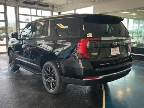 Another view of 2026 GMC Yukon Elevation for sale in Boone, IA at Pat Clemons Inc.