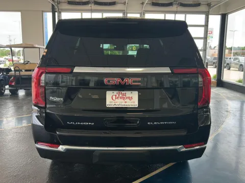 More photos of 2026 GMC Yukon Elevation at Pat Clemons Inc., IA