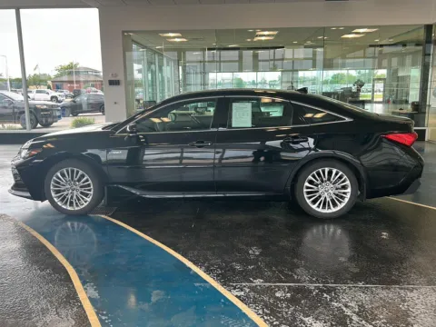 Photos of 2019 Toyota Avalon Hybrid Limited for sale in Boone, IA at Pat Clemons Inc.