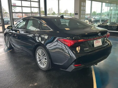 Another view of 2019 Toyota Avalon Hybrid Limited for sale in Boone, IA at Pat Clemons Inc.