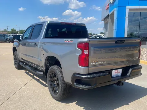 Another view of 2026 Chevrolet Silverado 1500 Custom Trail Boss for sale in Boone, IA at Pat Clemons Inc.