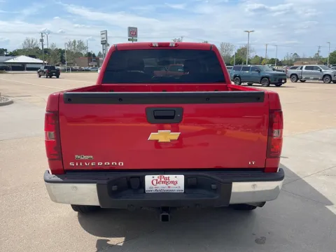 More photos of 2013 Chevrolet Silverado 1500 LT at Pat Clemons Inc., IA