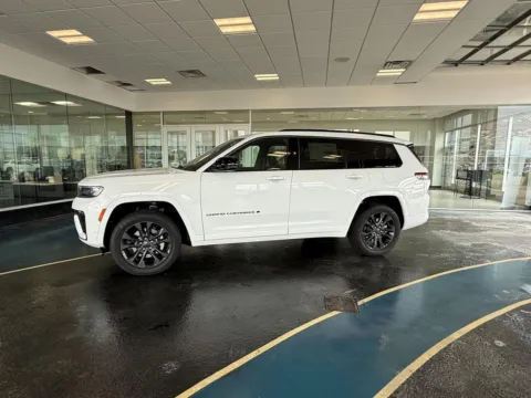 Photos of 2026 Jeep Grand Cherokee L Limited Reserve for sale in Boone, IA at Pat Clemons Inc.