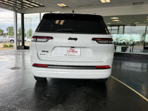 More photos of 2026 Jeep Grand Cherokee L Limited Reserve at Pat Clemons Inc., IA