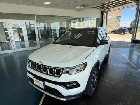 White 2023 Jeep Compass Limited for sale in Boone, IA