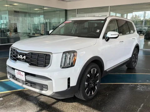 White 2024 Kia Telluride SX-Prestige for sale in Boone, IA