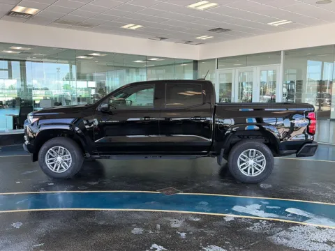 More photos of 2026 Chevrolet Colorado 4WD LT at Pat Clemons Inc., IA