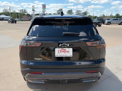 More photos of 2027 Chevrolet Equinox AWD ACTIV at Pat Clemons Inc., IA