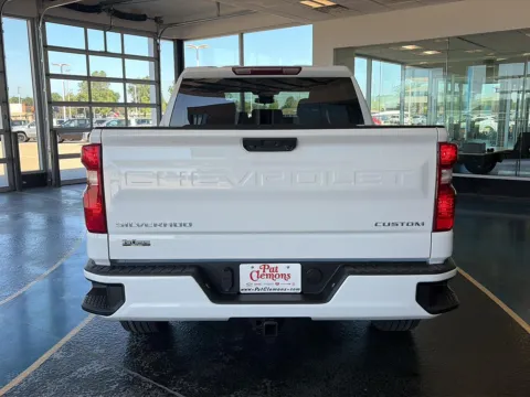 More photos of 2026 Chevrolet Silverado 1500 Custom at Pat Clemons Inc., IA