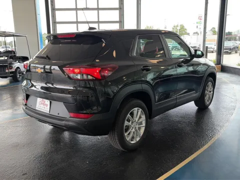 More photos of 2026 Chevrolet Trailblazer LS at Pat Clemons Inc., IA