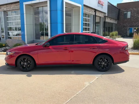 Photos of 2025 Honda Accord Sedan SE for sale in Boone, IA at Pat Clemons Inc.