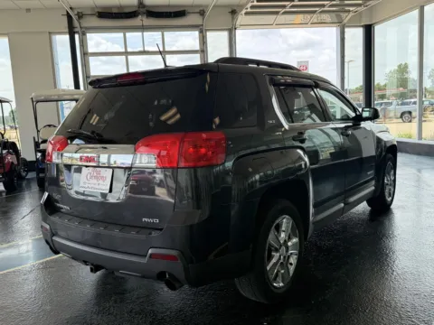More photos of 2015 GMC Terrain SLT at Pat Clemons Inc., IA